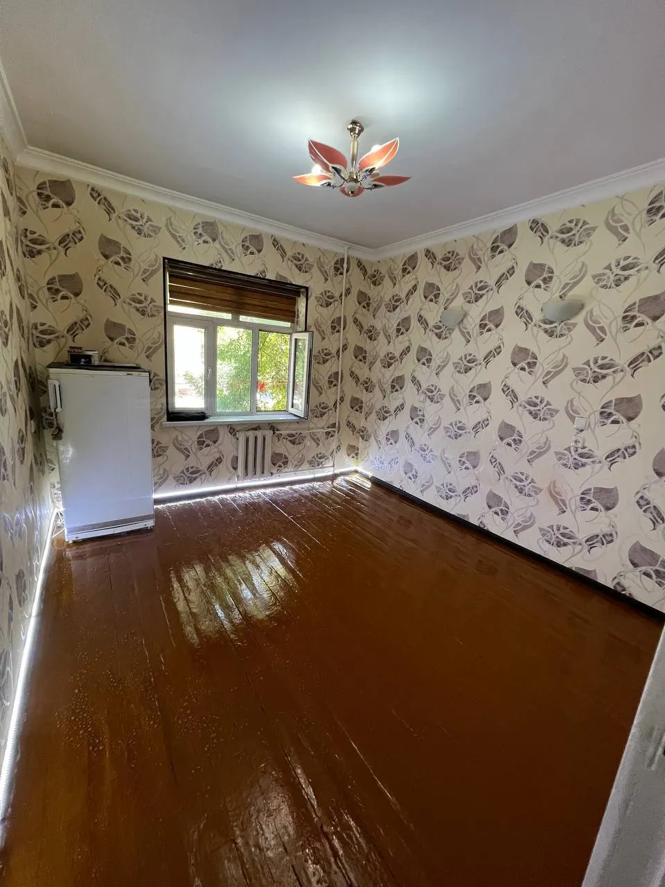 Sotiladi 1 xonali kvartira, 18 m², 2/4 qavat — Olmazor tumani