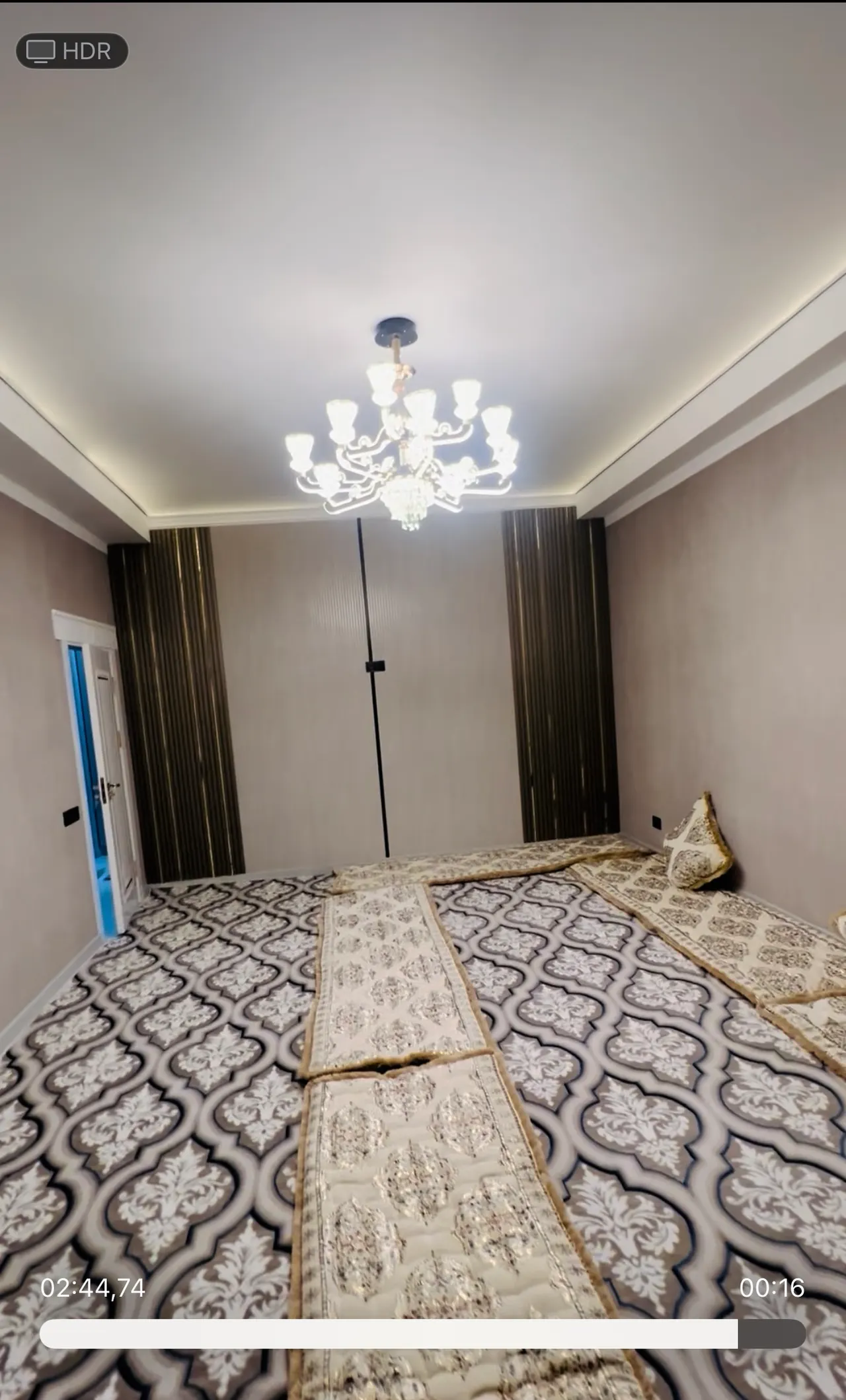 Продаётся 1-комнатная квартира, 60 м², 4/8 этаж — Бухара