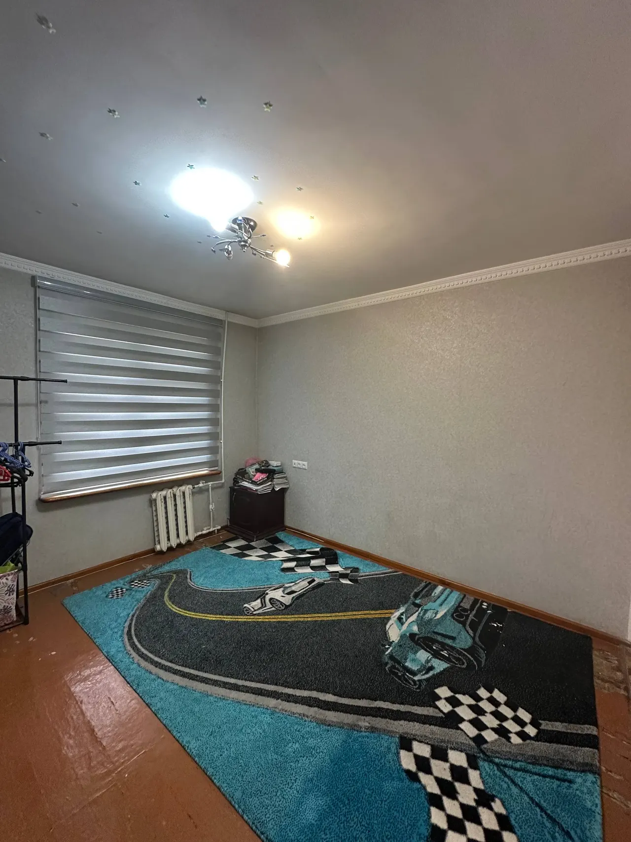 Sotiladi 4 xonali kvartira, 70 m², 4/4 qavat — Mirzo Ulugʻbek tumani