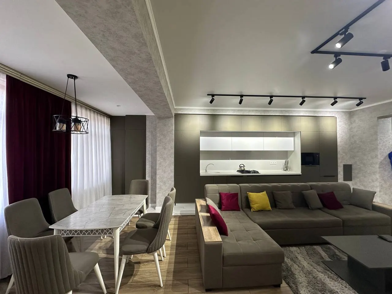 Ижарага берилади 3 хонали квартира, 115 м², 2/8 қават — Миробод тумани