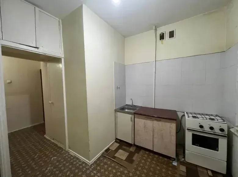Продаётся 1-комнатная квартира, 42 м², 5/5 этаж — Чиланзарский район