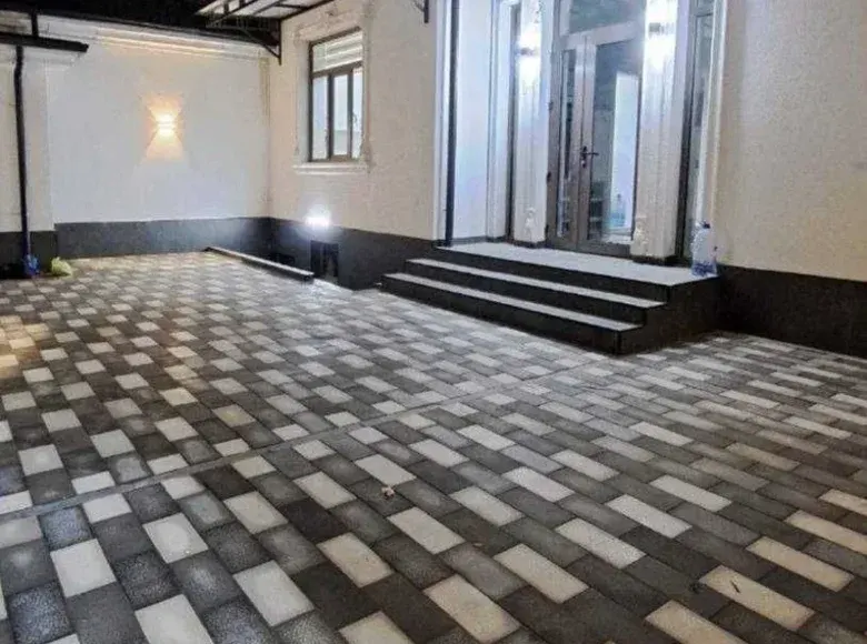 Сотилади 4 хонали ҳовли уй, 2 сотих, 135 м² — Сергели тумани