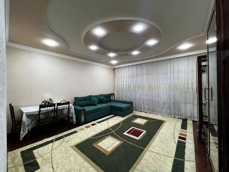 Сдаётся 2-комнатная квартира, 70 м², 1/9 этаж — Мирабадский район