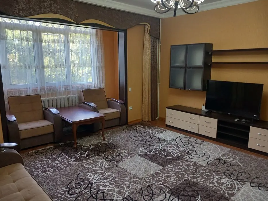 Ижарага берилади 3 хонали квартира, 80 м², 4/6 қават — Яккасарой тумани