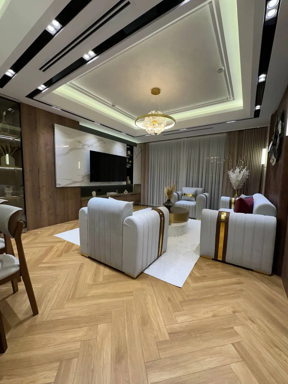 Сотилади 2 хонали квартира, 67 м², 36/52 қават — Яккасарой тумани