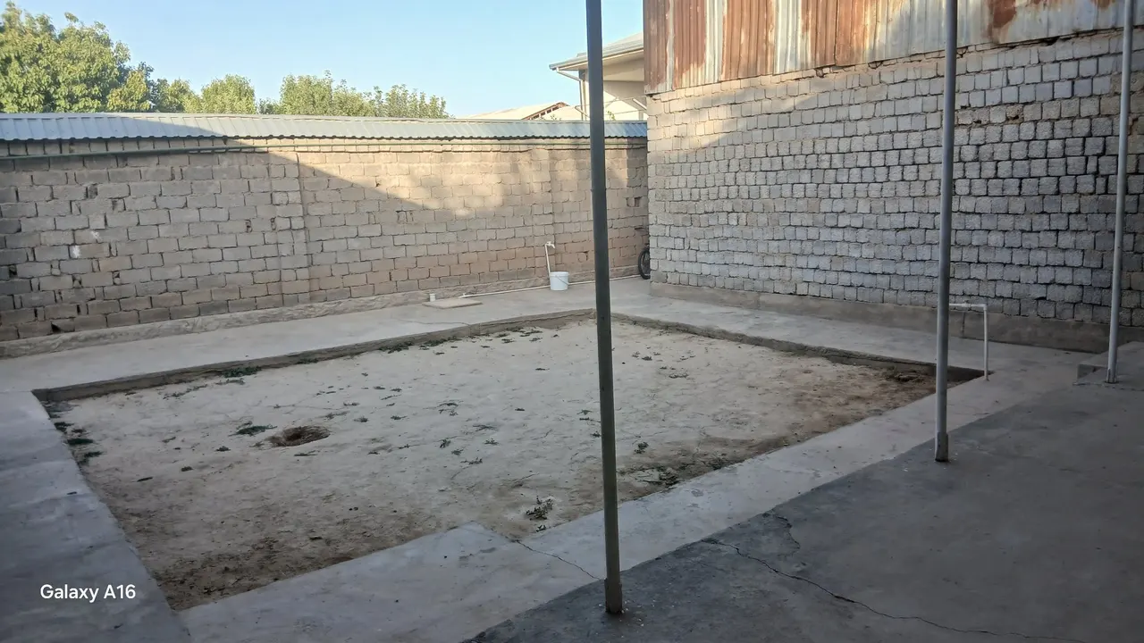 Продаётся 3-комнатная квартира, 1/1 этаж — Ташкентский район