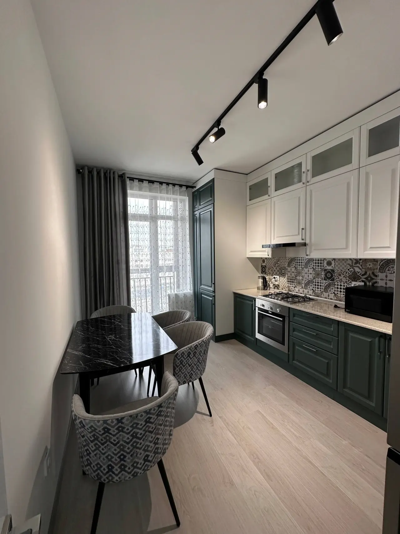 Ижарага берилади 2 хонали квартира, 70 м², 8/9 қават — Мирзо Улуғбек тумани