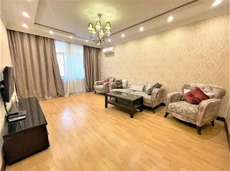 Ijaraga beriladi 4 xonali kvartira, 150 m², 3/5 qavat — Yakkasaroy tumani