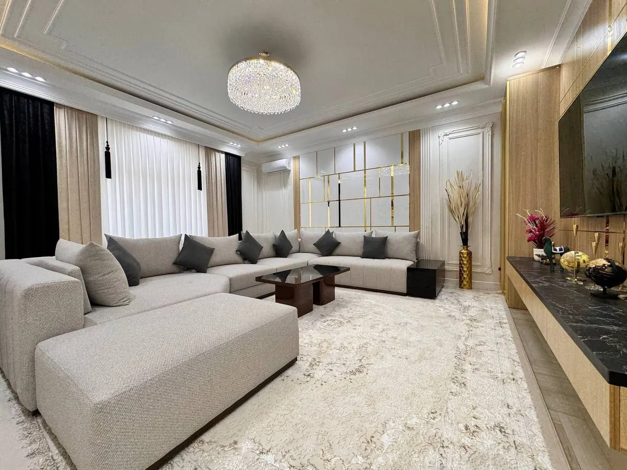 Продаётся 6-комнатная квартира, 260 м², 8/9 этаж — Яшнабадский район