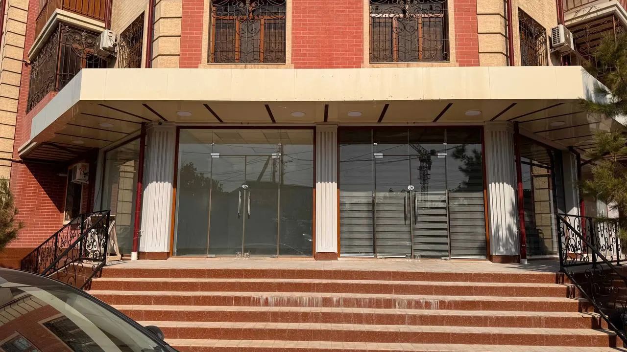 Сотилади тижорат биноси, 280 м², 1/9 қават — Чилонзор тумани