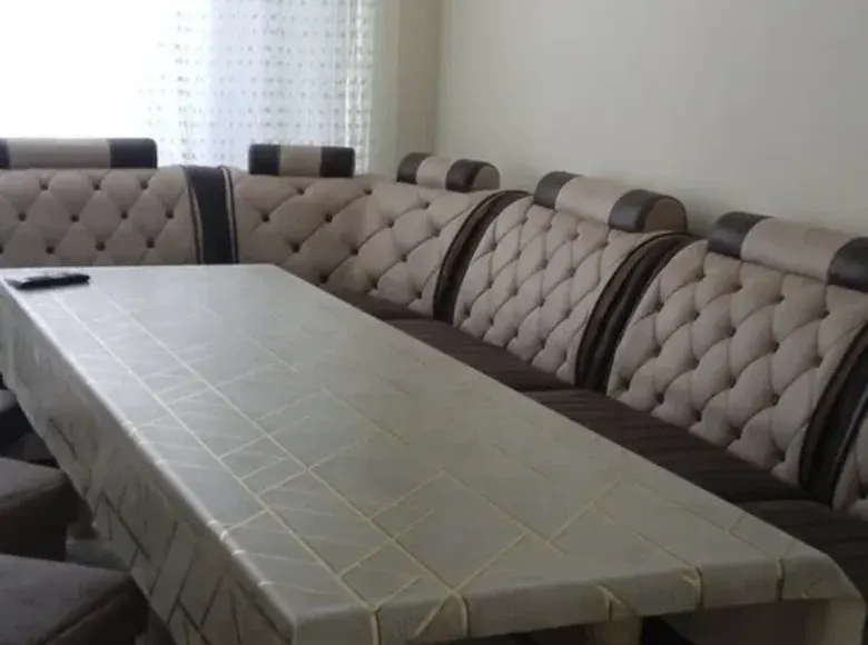 Ijaraga beriladi 3 xonali kvartira, 10 m², 5/8 qavat — Guliston shahri