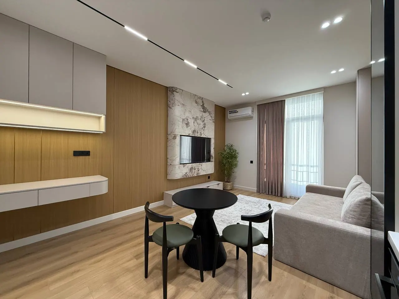 Sotiladi 1 xonali kvartira, 33 m², 5/14 qavat — Yunusobod tumani