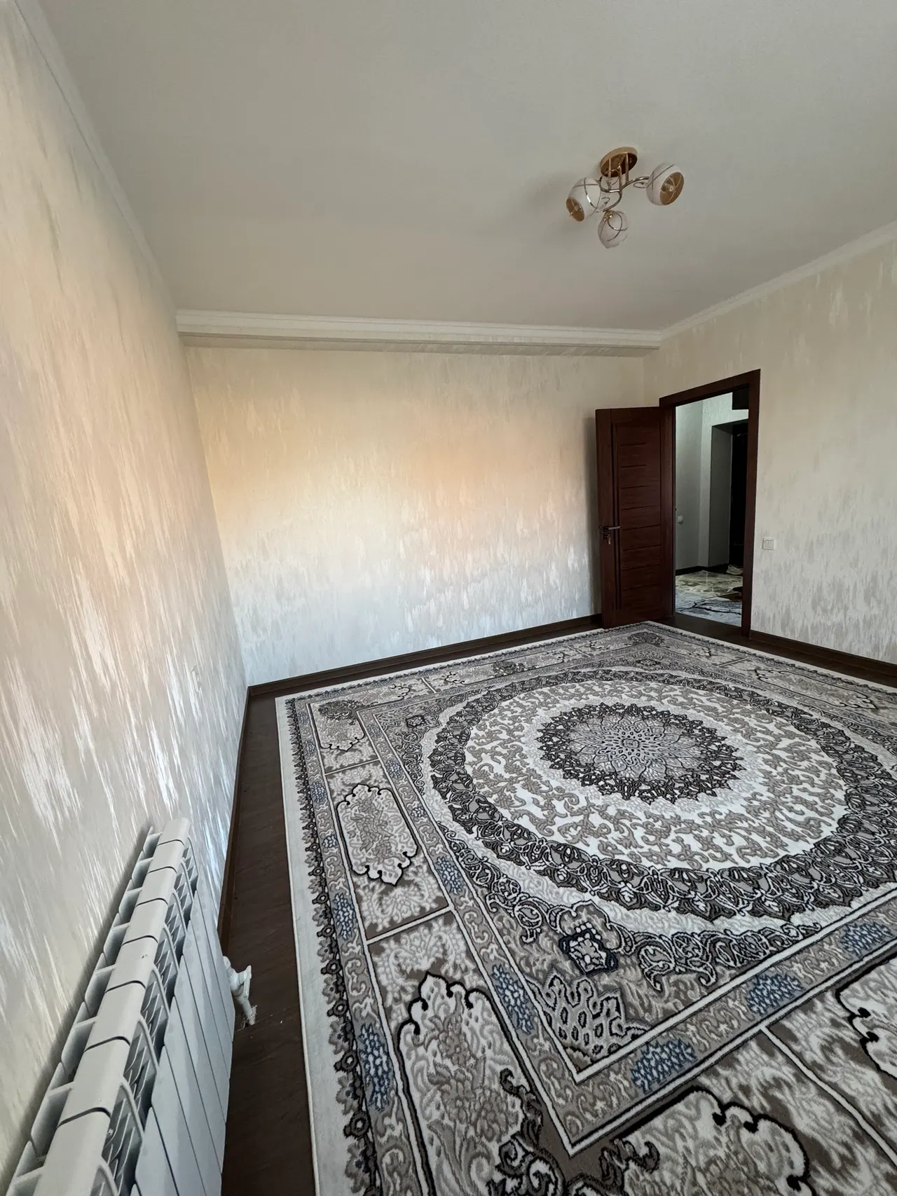 Продаётся 2-комнатная квартира, 43 м², 3/7 этаж — Сергелийский район
