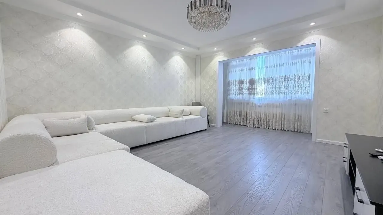 Продаётся 4-комнатная квартира, 96 м², 6/9 этаж — Мирабадский район