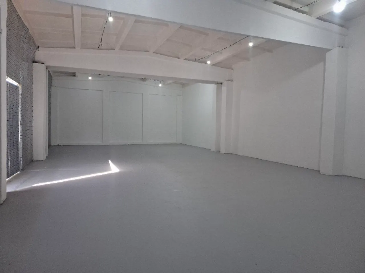 Ижарага берилади тижорат биноси, 171 м² — Олмазор тумани