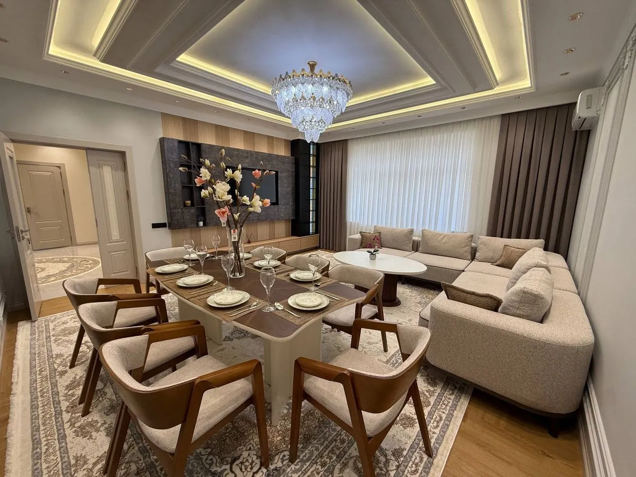 Sotiladi 4 xonali kvartira, 128 m², 3/8 qavat — Yashnobod tumani