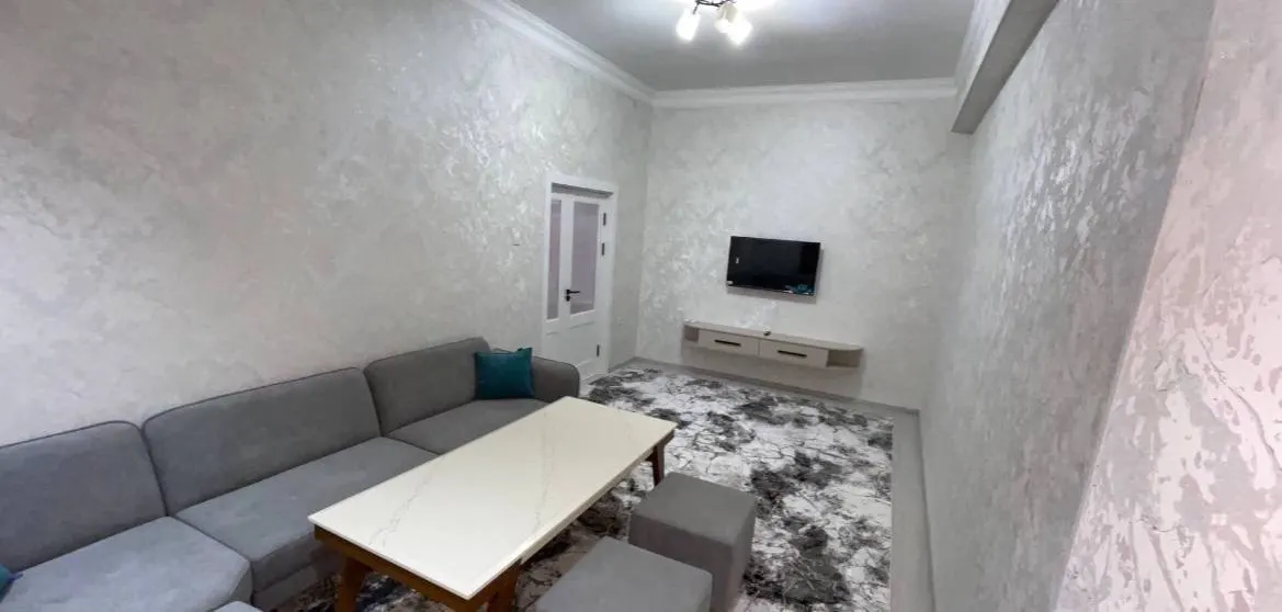 Сдаётся 2-комнатная квартира, 55 м², 3/9 этаж — Шайхантахурский район