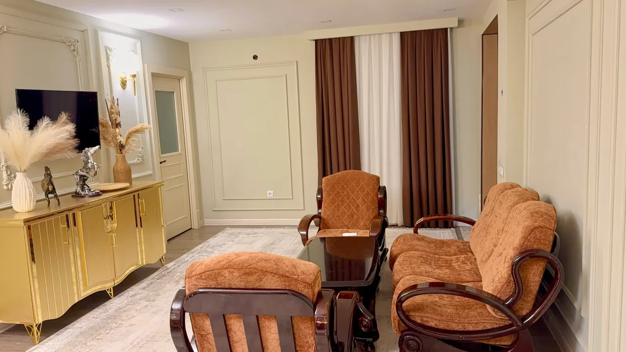 Сотилади 4 хонали квартира, 121 м², 3/9 қават — Олмазор тумани