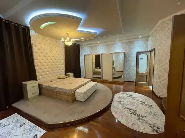 Ijaraga beriladi 5 xonali kvartira, 200 m², 3/4 qavat — Mirobod tumani
