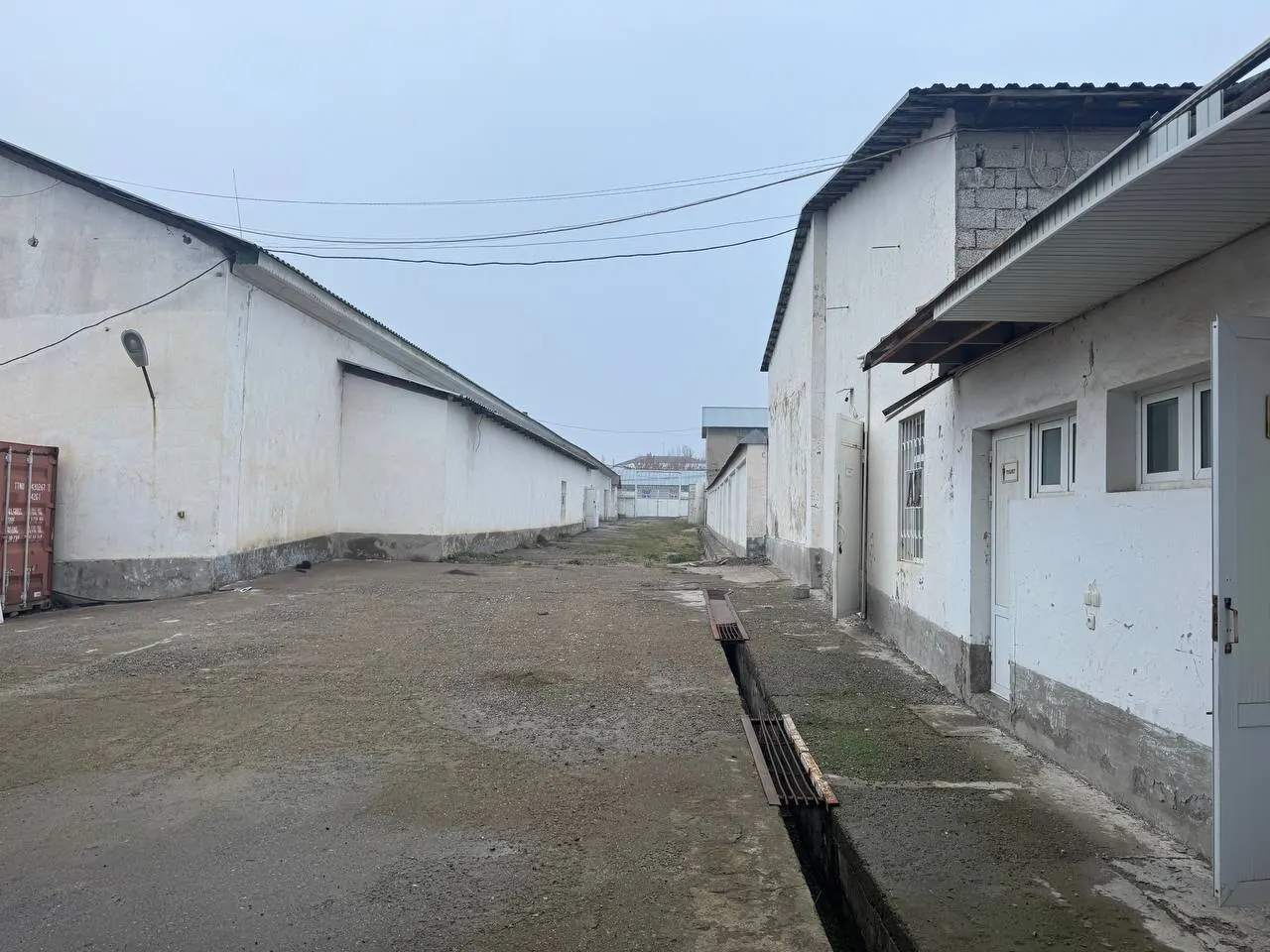 Сотилади тижорат биноси, 1500 м² — Паркент тумани