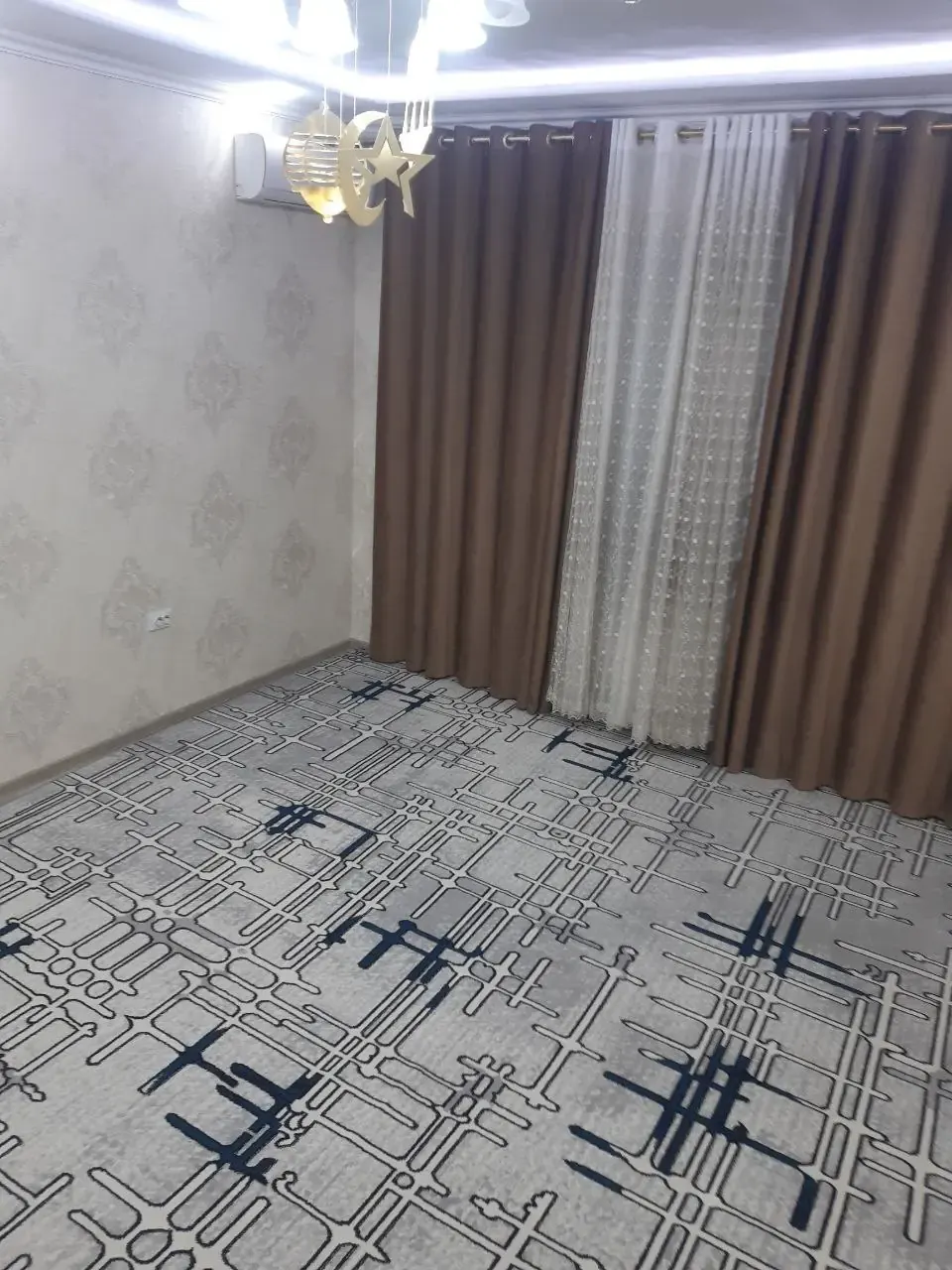 Ижарага берилади 3 хонали квартира, 100 м², 3/9 қават — Сергели тумани