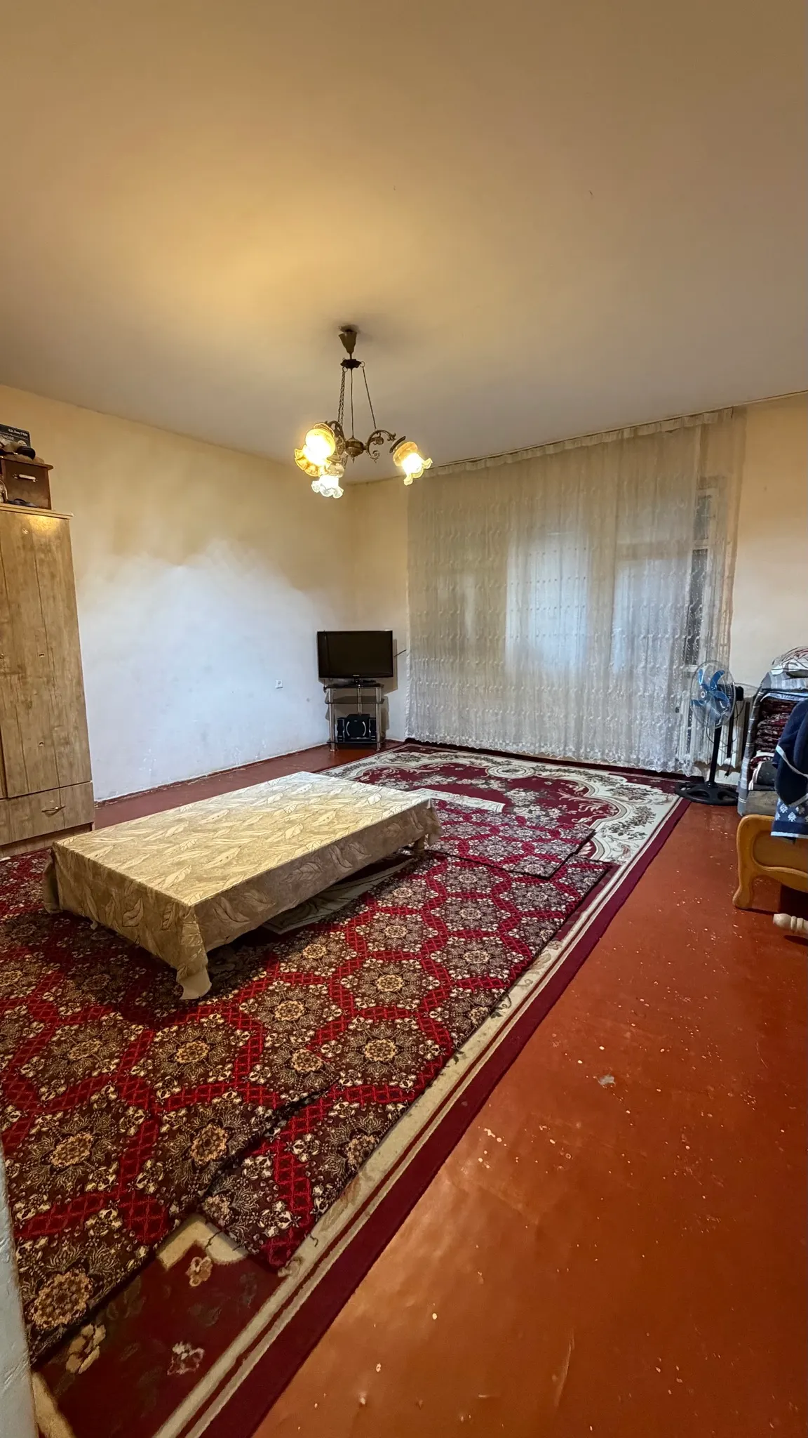 Продаётся 3-комнатная квартира, 72 м², 2/9 этаж — Сергелийский район