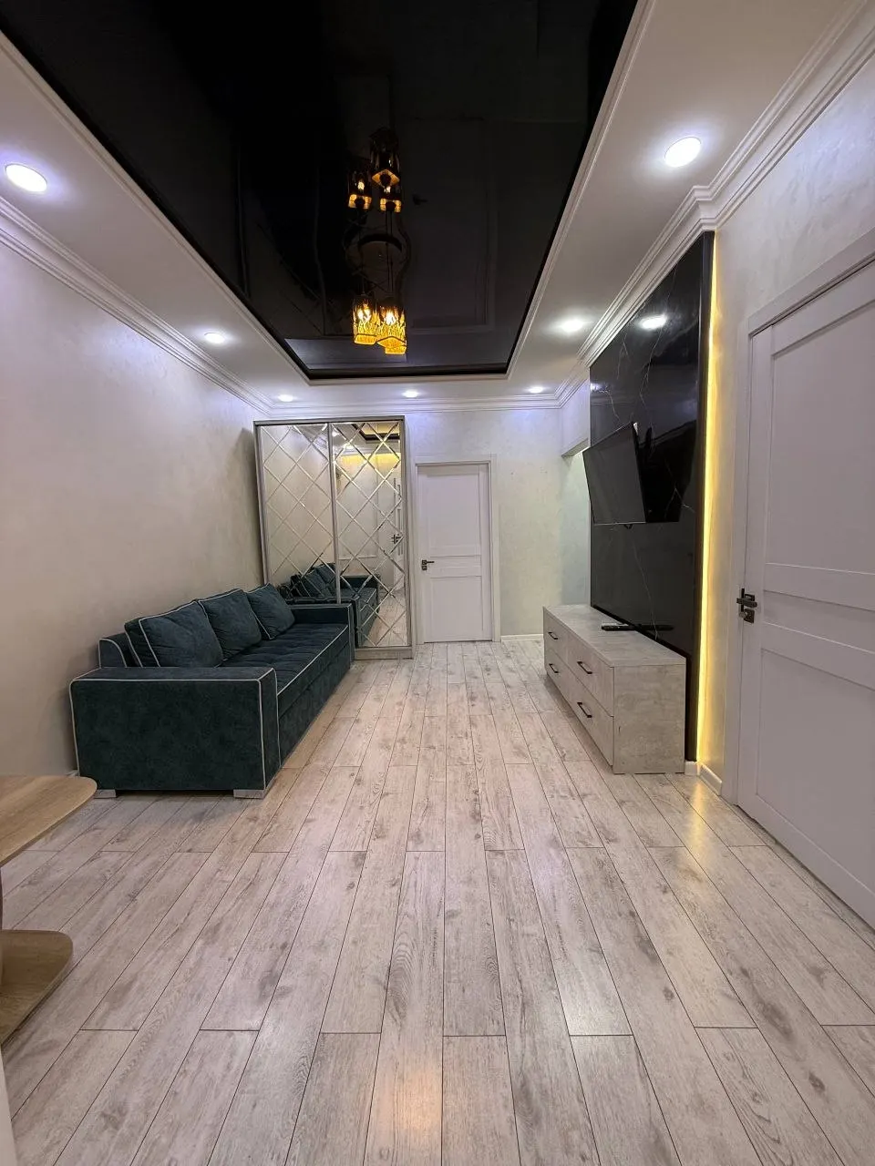 Продаётся 2-комнатная квартира, 55 м², 2/4 этаж — Юнусабадский район