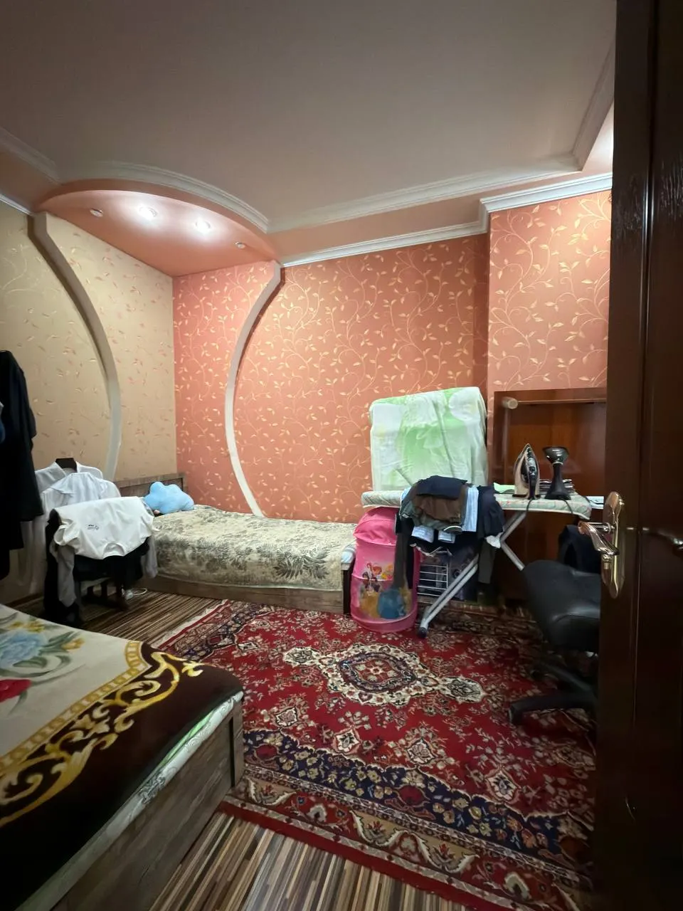 Сотилади 3 хонали квартира, 100 м², 2/3 қават — Юнусобод тумани