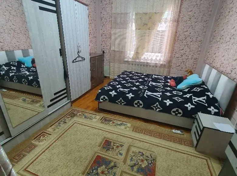 Продаётся 3-комнатный дом, 3.7 сот., 52 м² — Мирабадский район