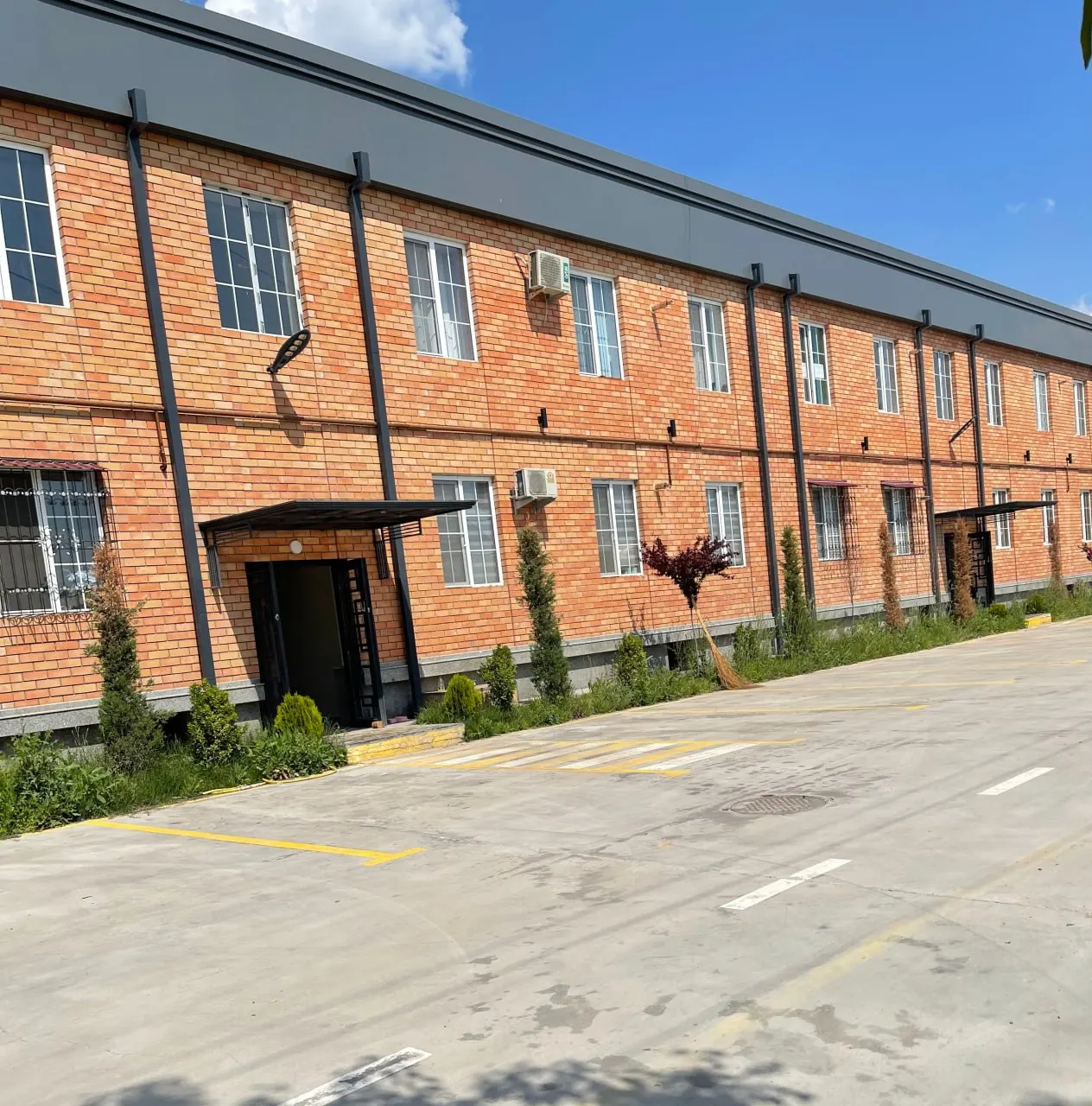 Сотилади 2 хонали квартира, 50 м², 2/2 қават — Сергели тумани
