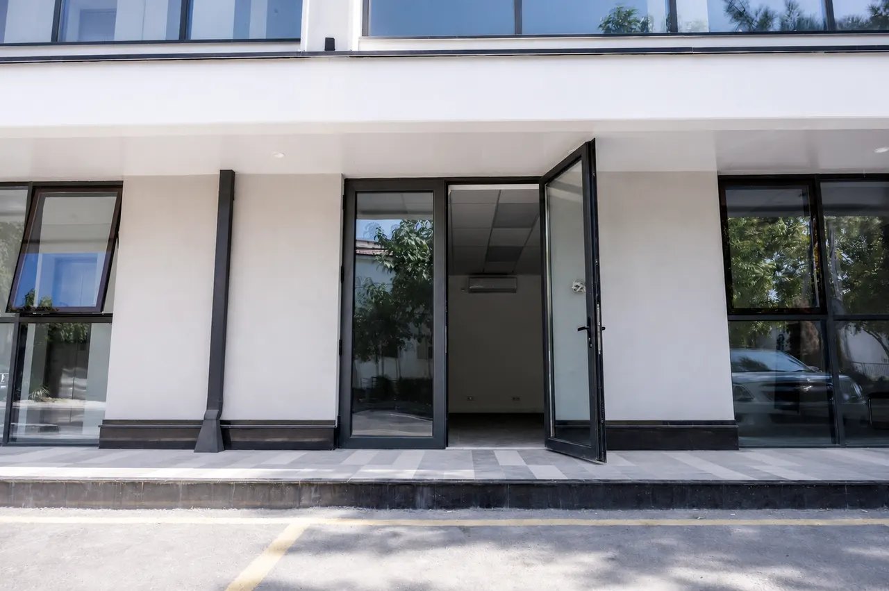 Ijaraga beriladi ofis, 329 m², 1/2 qavat — Mirzo Ulugʻbek tumani