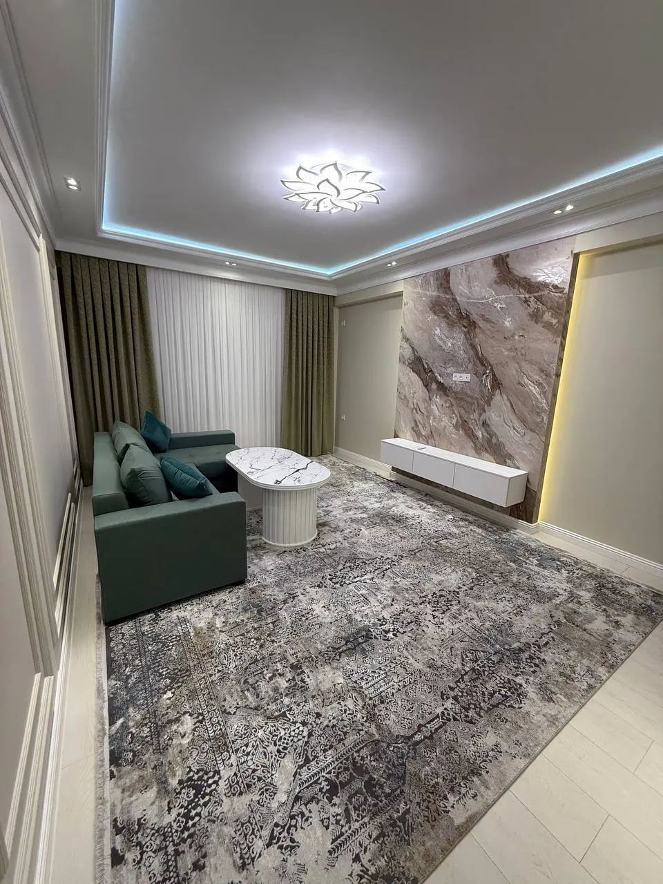 Ижарага берилади 2 хонали квартира, 65 м², 8/8 қават — Чилонзор тумани