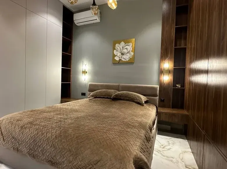 Сотилади 2 хонали квартира, 66 м², 2/8 қават — Миробод тумани