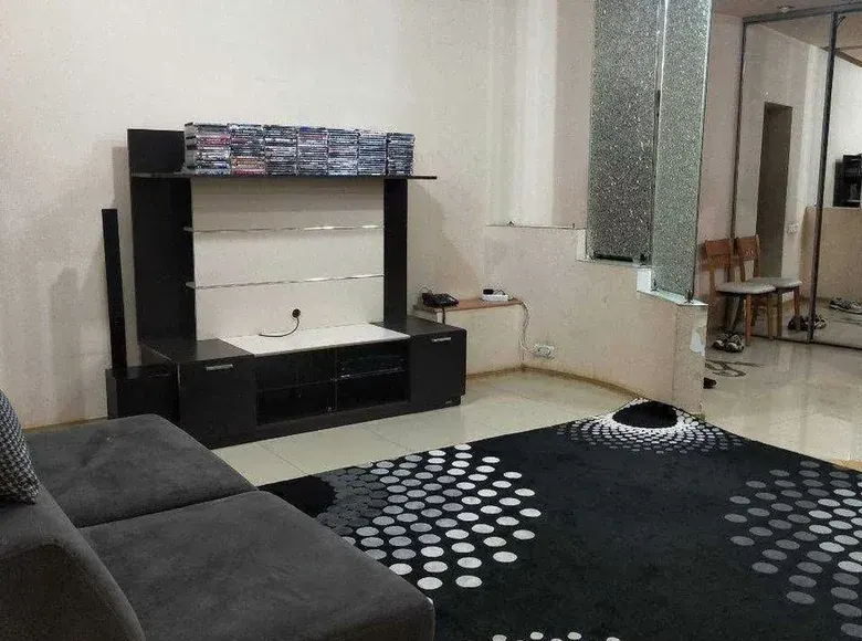 Сотилади 4 хонали квартира, 130 м², 3/4 қават — Мирзо Улуғбек тумани
