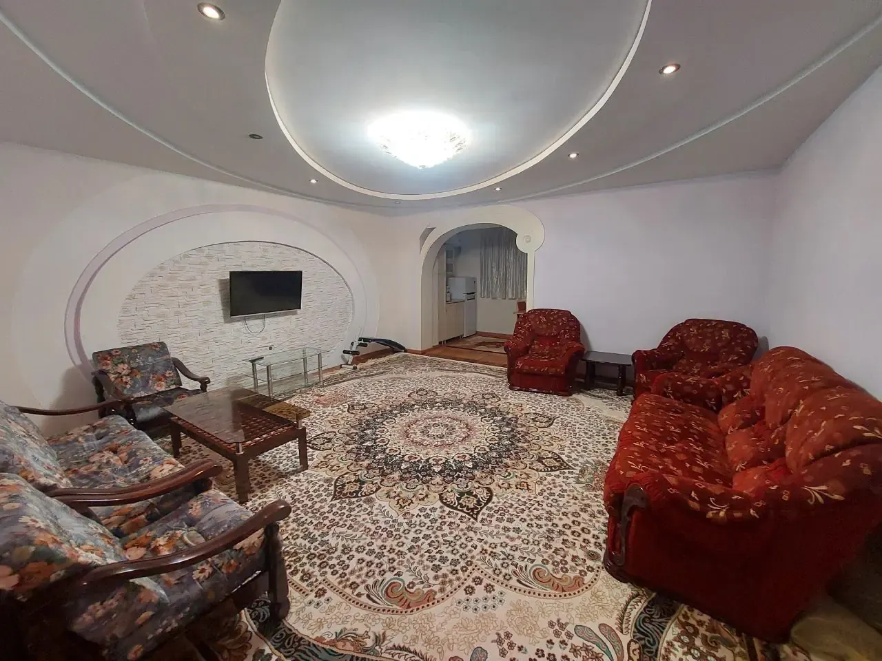 Сотилади 2 хонали квартира, 61 м², 1/4 қават — Юнусобод тумани