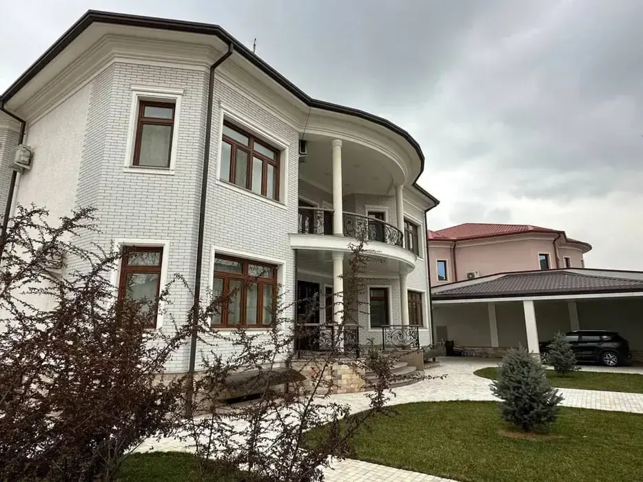 Сдаётся 8-комнатная дача, 15 сот., 1200 м² — Юнусабадский район