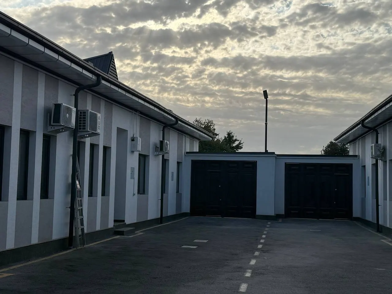 Sotiladi hovli uy, 2 sotix — Bektemir tumani