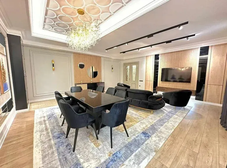 Сотилади 4 хонали квартира, 215 м², 7/8 қават — Миробод тумани