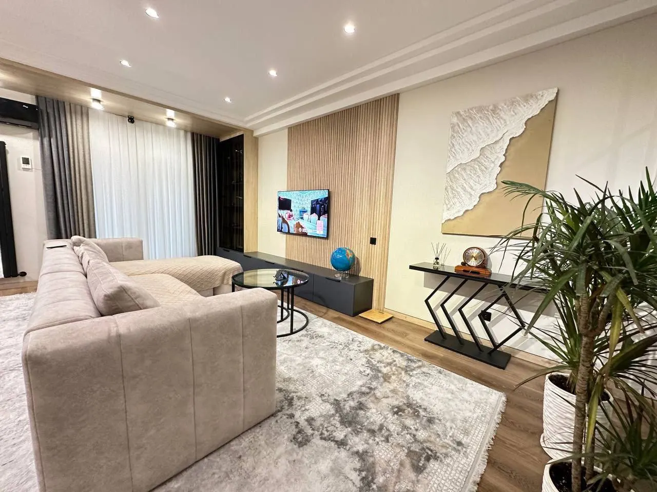 Ижарага берилади 3 хонали квартира, 115 м², 4/8 қават — Мирзо Улуғбек тумани