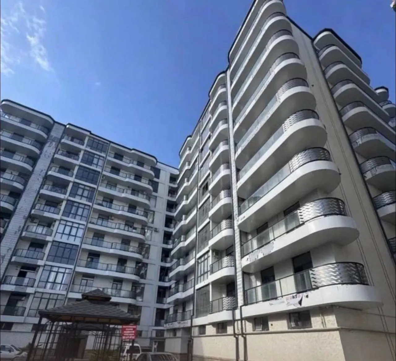 Сотилади 3 хонали квартира, 107 м², 4/10 қават — Мирзо Улуғбек тумани