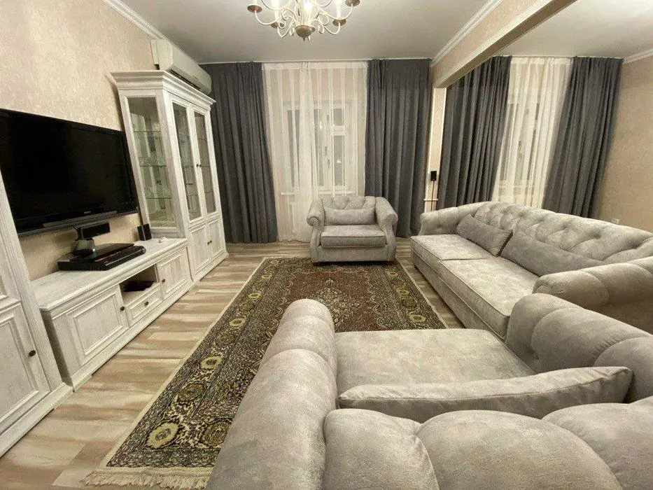 Ijaraga beriladi 4 xonali kvartira, 170 m², 9/9 qavat — Mirobod tumani