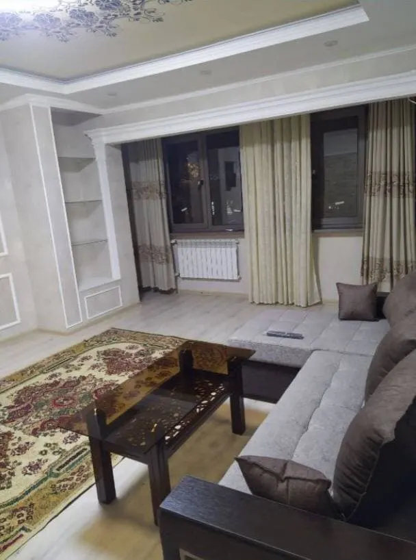 Ижарага берилади 2 хонали квартира, 65 м², 2/4 қават — Миробод тумани