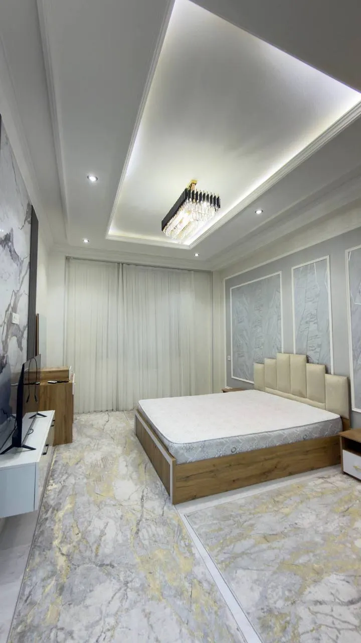 Продаётся 2-комнатная квартира, 90 м², 1/9 этаж — Учтепинский район