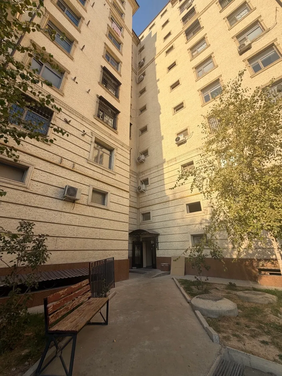 Сотилади 3 хонали квартира, 100 м², 9/10 қават — Сергели тумани