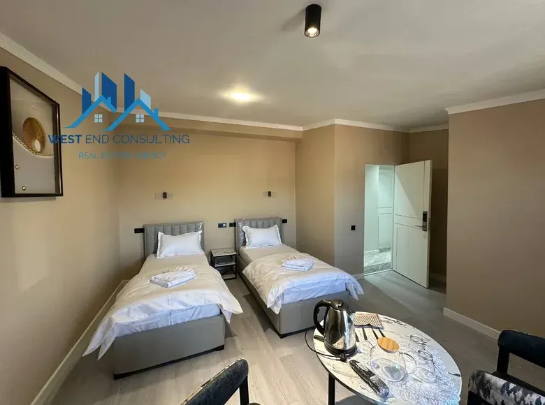 Сотилади тижорат биноси, 600 м², 2 сотих — Юнусобод тумани