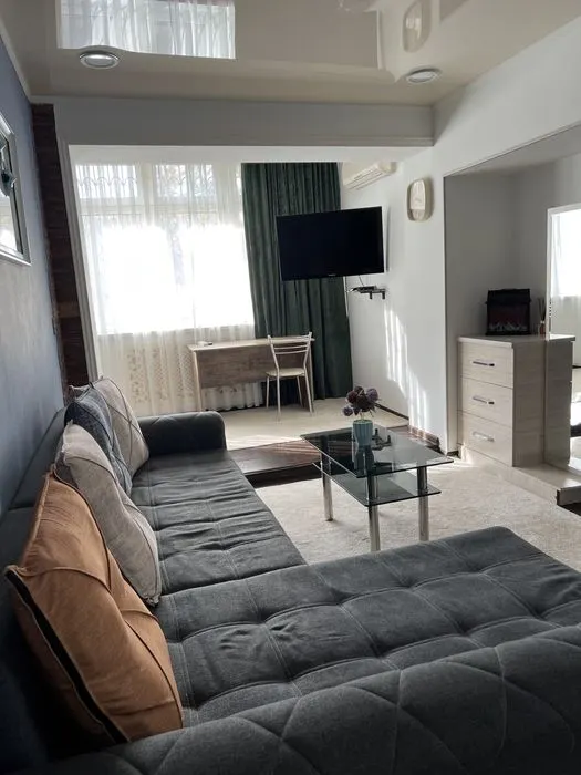 Сдаётся 2-комнатная квартира, 55 м², 2/4 этаж — Юнусабадский район