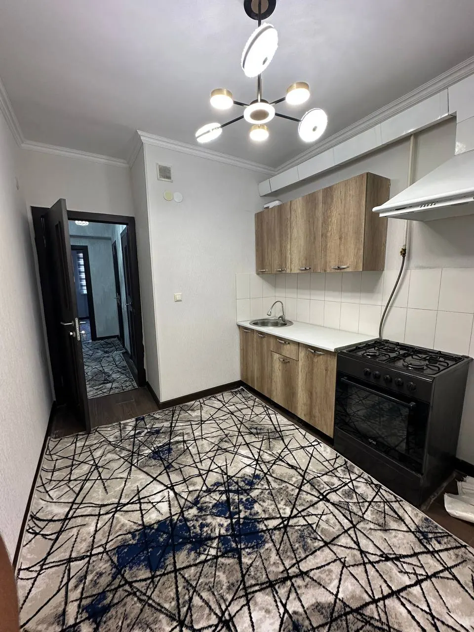 Сотилади 3 хонали квартира, 58 м², 1/7 қават — Янгиҳаёт тумани