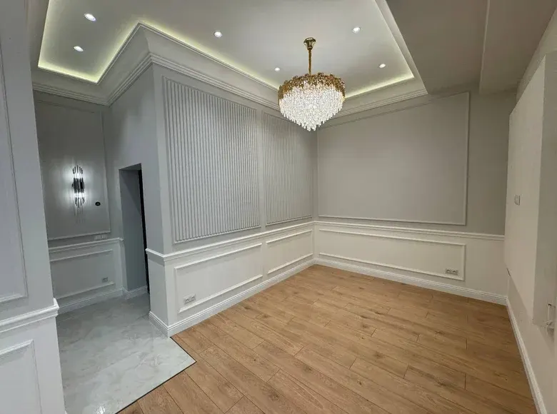 Продаётся 3-комнатная квартира, 75 м², 1/7 этаж — Кибрайский район