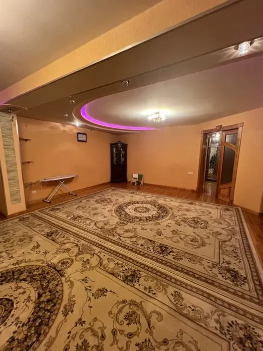 Ижарага берилади 4 хонали квартира, 145 м², 3/4 қават — Шайхонтоҳур тумани