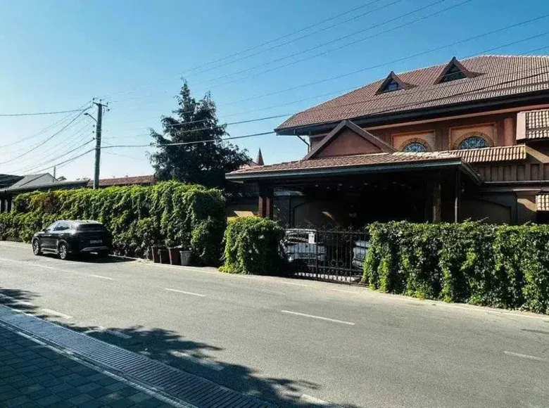 Ijaraga beriladi tijorat binosi, 254 m² — Mirzo Ulugʻbek tumani